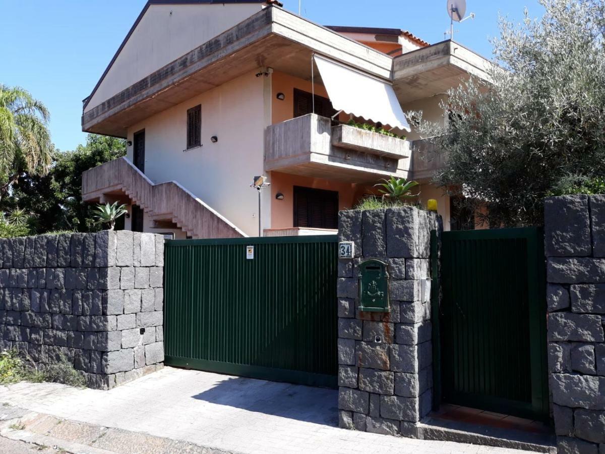 Clementine'S House Villa Ачиреале Екстериор снимка